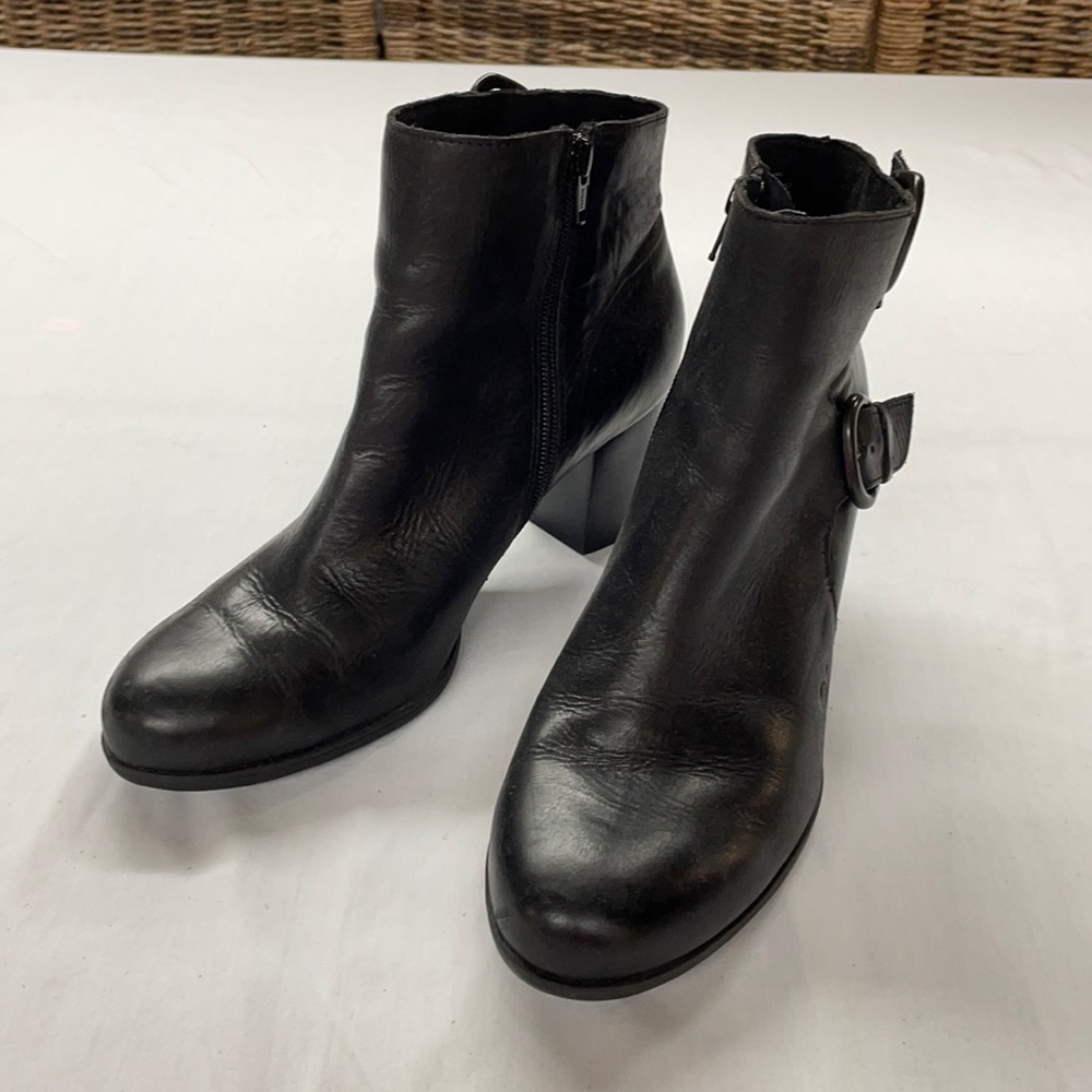 Born Ankle Boots Black Size 9.5